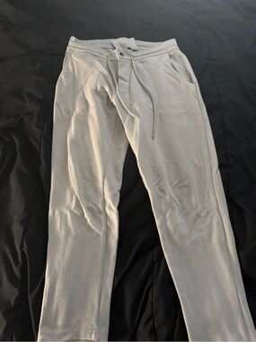 ESNTLS sweatpants in light grey